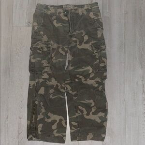 VINTAGE ✨💚No Boundaries Green Camouflage Pants